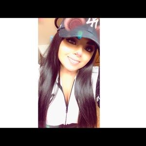 Meet your Posher, Luz